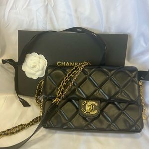 Chanel Gift Shoulder Bag